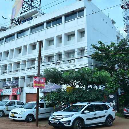 Hotel Keshari Bhuvanesvar Kültér fotó