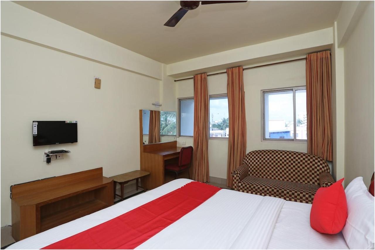 Hotel Keshari Bhuvanesvar Kültér fotó